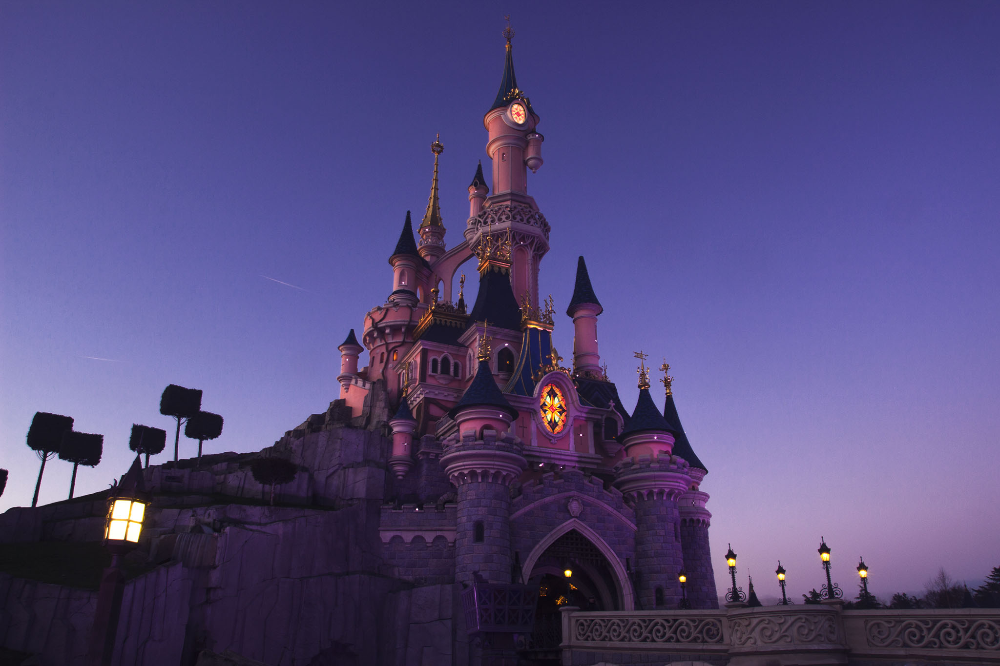À Disneyland Paris : le château de la Belle au bois dormant